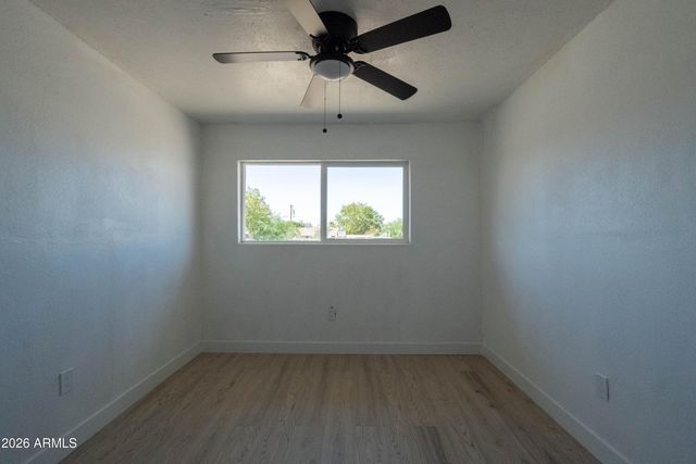 1301 W SUNLAND Avenue, Phoenix, AZ 85041