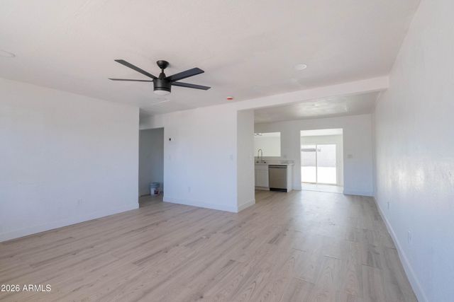 1301 W SUNLAND Avenue, Phoenix, AZ 85041