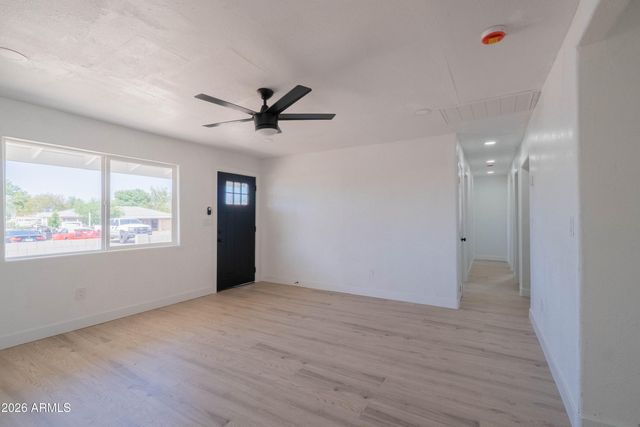 1301 W SUNLAND Avenue, Phoenix, AZ 85041