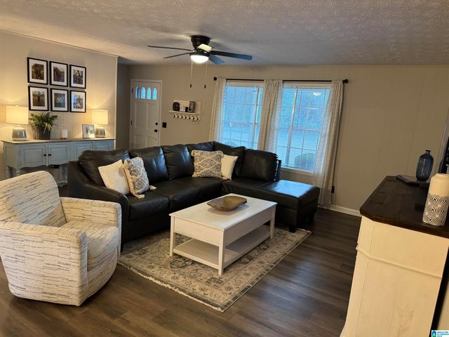 108 HOLIDAY ESTATES DRIVE, Cropwell, AL 35054