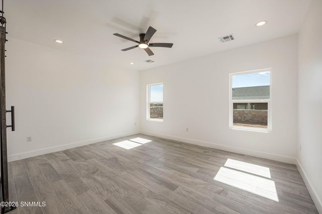 6541 Swan Street, Las Cruces, NM 88012