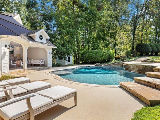 454 Summit Overlook Drive, Dawsonville, GA 30534