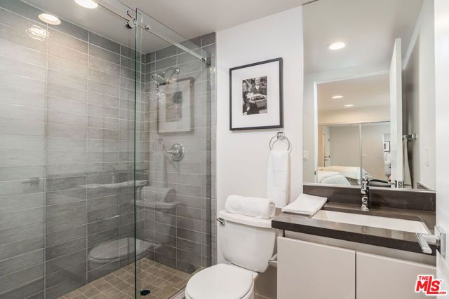 6072 Pickford Street, Los Angeles, CA 90035