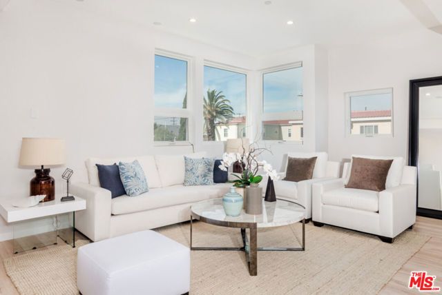6072 Pickford Street, Los Angeles, CA 90035