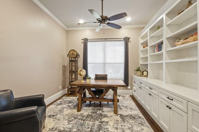 9085 Stone Oak Drive, Montgomery, TX 77316