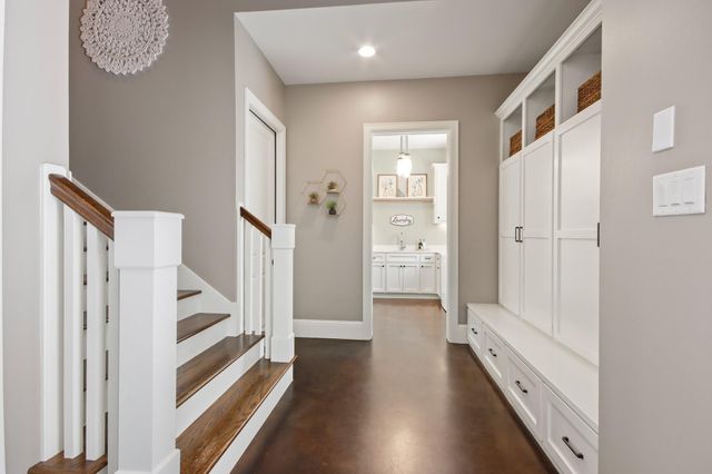 9085 Stone Oak Drive, Montgomery, TX 77316
