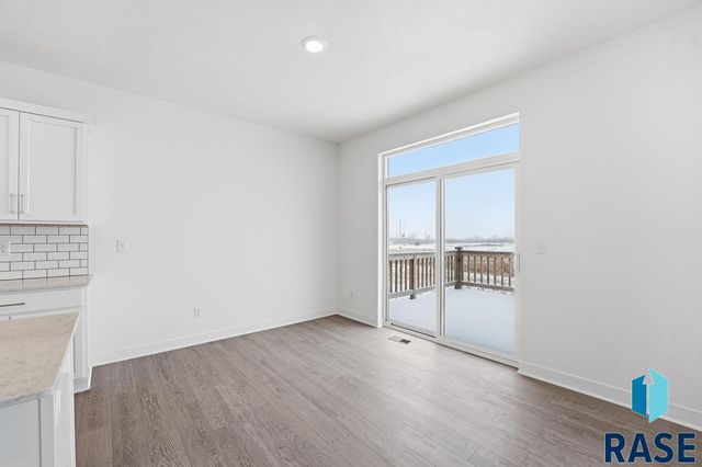 6513 S Barclay Trl Trail, Sioux Falls, SD 57106