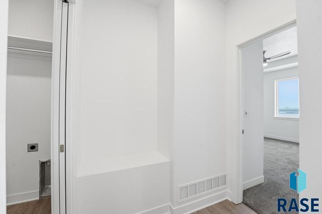 6513 S Barclay Trl Trail, Sioux Falls, SD 57106