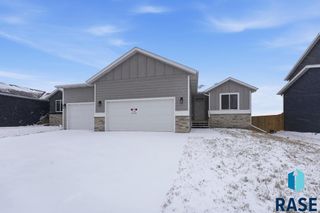 6513 S Barclay Trl Trail, Sioux Falls, SD 57106