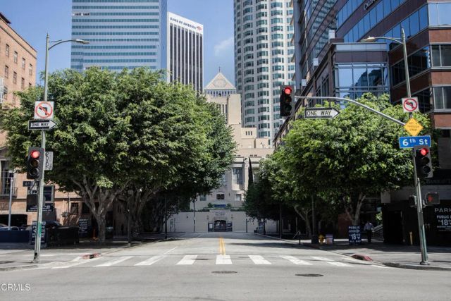 630 W 6th Street 316, Los Angeles, CA 90017