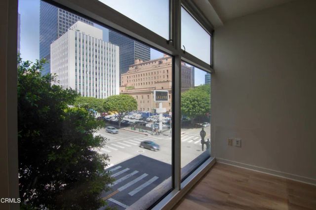 630 W 6th Street 316, Los Angeles, CA 90017