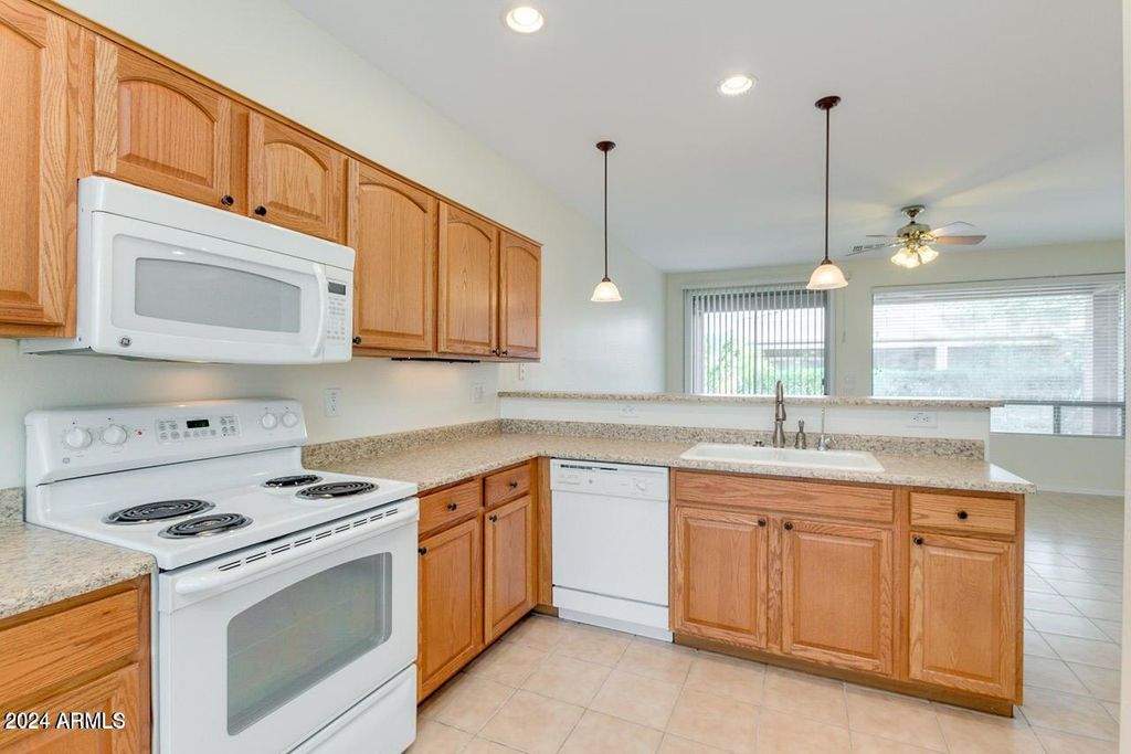 20301 N OXBOW Lane, Maricopa, AZ 85138 — photo 2