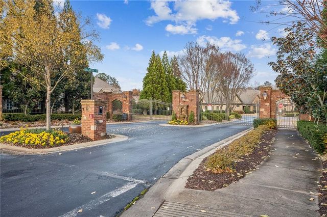 2530 Ballantrae Circle 45, Cumming, GA 30041