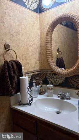 7502 MILLIGAN LN, Clinton, MD 20735