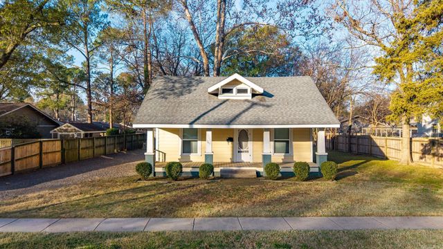 365 Davis Street, Conway, AR 72034