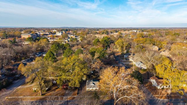 365 Davis Street, Conway, AR 72034