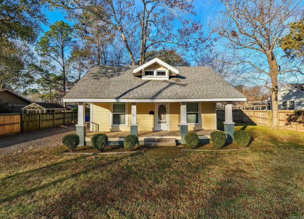 365 Davis Street, Conway, AR 72034