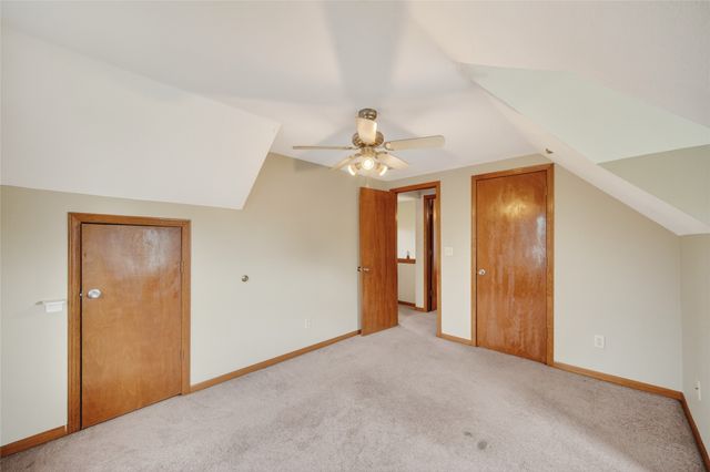 2325 E 41st Street, Des Moines, IA 50317