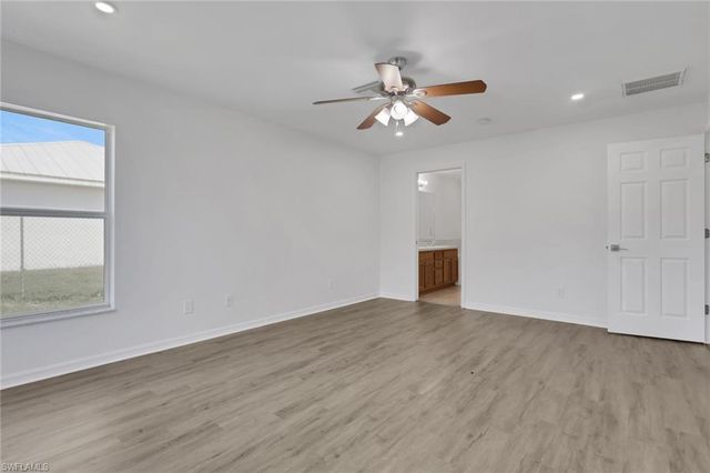 1807 NE 28th ST, Cape Coral, FL 33909