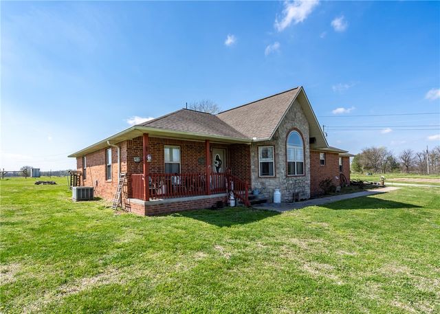 20219 Nicodemus Church Road, Siloam Springs, AR 72761