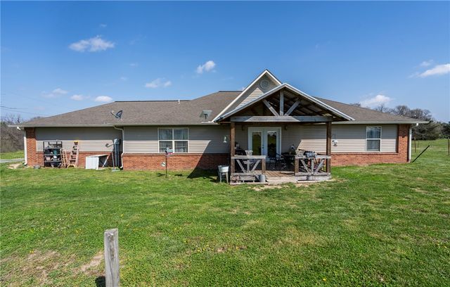 20219 Nicodemus Church Road, Siloam Springs, AR 72761