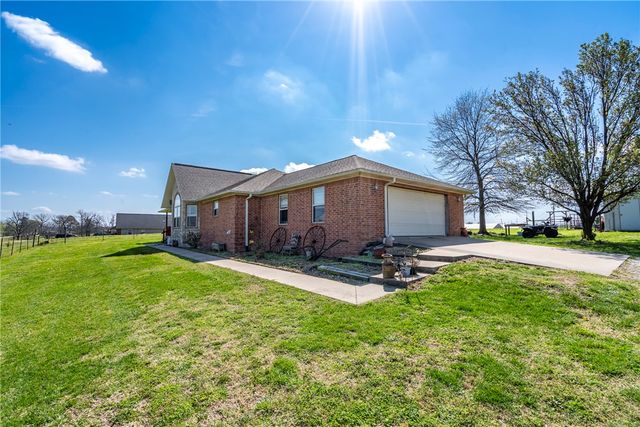 20219 Nicodemus Church Road, Siloam Springs, AR 72761