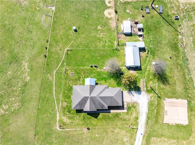 20219 Nicodemus Church Road, Siloam Springs, AR 72761