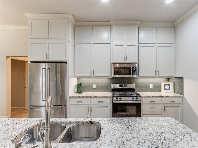 18455 Stagecoach Trail, Norman, OK 73072