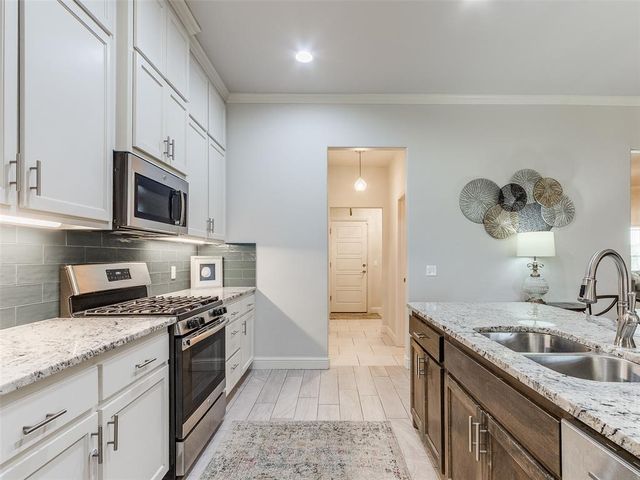 18455 Stagecoach Trail, Norman, OK 73072