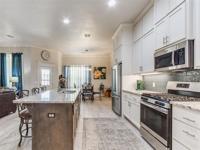 18455 Stagecoach Trail, Norman, OK 73072