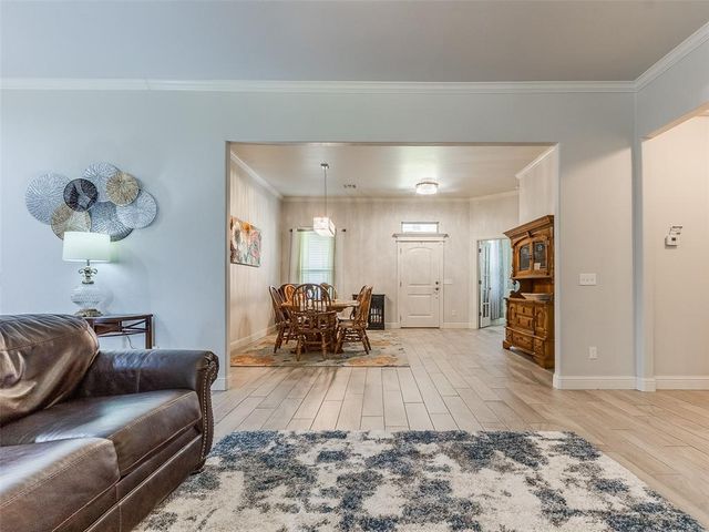 18455 Stagecoach Trail, Norman, OK 73072