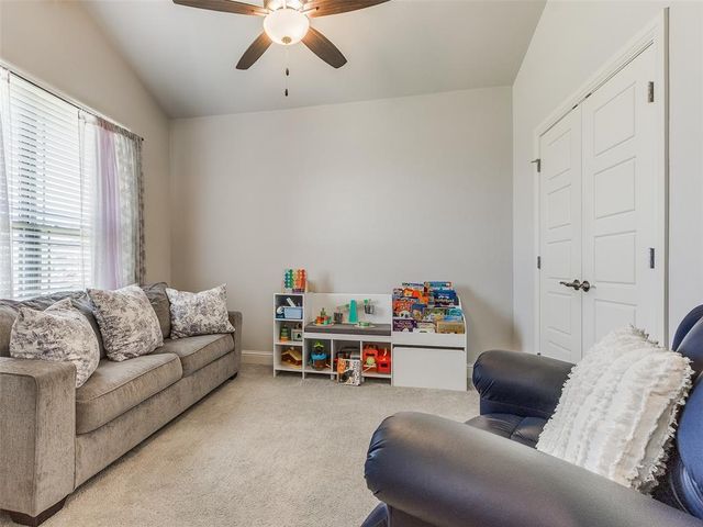 18455 Stagecoach Trail, Norman, OK 73072