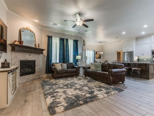 18455 Stagecoach Trail, Norman, OK 73072