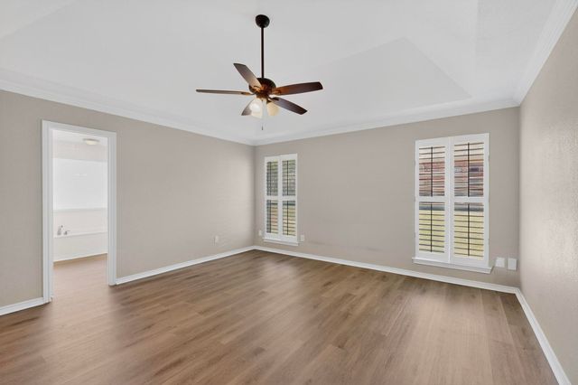 2601 Trail Tree Court, Burleson, TX 76028