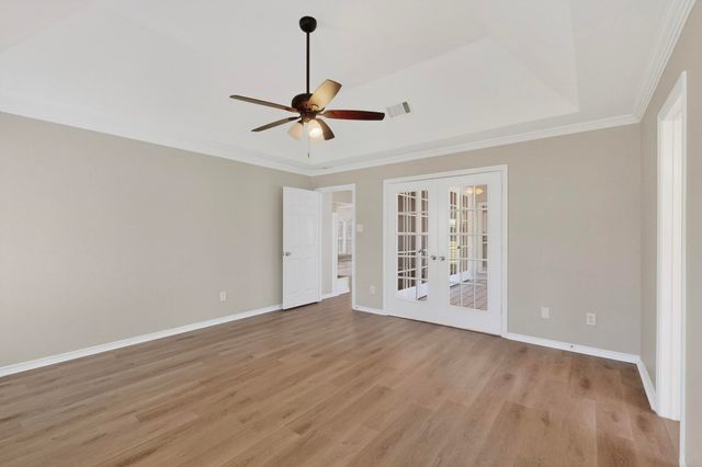 2601 Trail Tree Court, Burleson, TX 76028