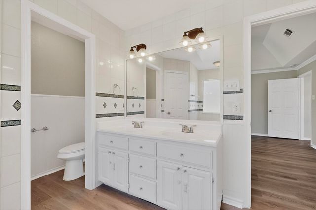 2601 Trail Tree Court, Burleson, TX 76028