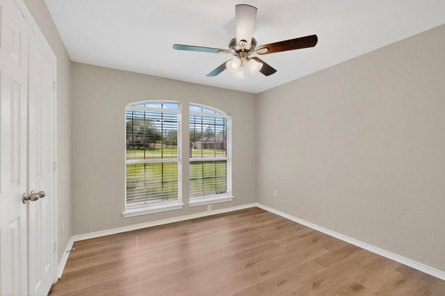 2601 Trail Tree Court, Burleson, TX 76028