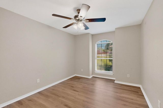 2601 Trail Tree Court, Burleson, TX 76028