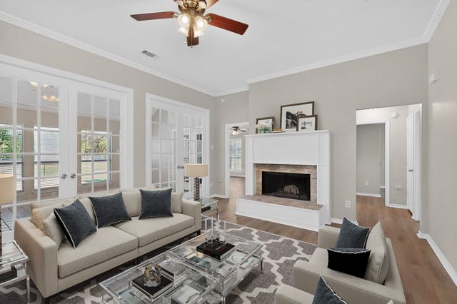 2601 Trail Tree Court, Burleson, TX 76028