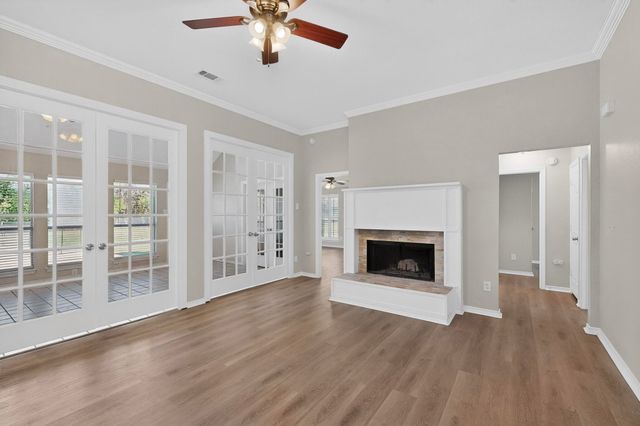 2601 Trail Tree Court, Burleson, TX 76028