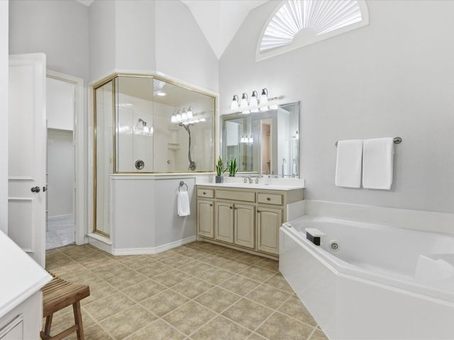 1421 Sandstone Court, Southlake, TX 76092