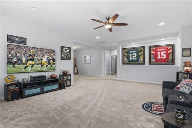 11893 Flicker, Corona, CA 92883