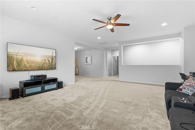 11893 Flicker, Corona, CA 92883