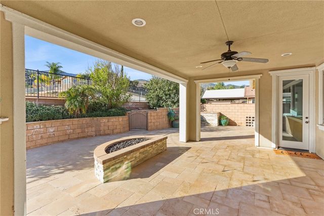 11893 Flicker, Corona, CA 92883