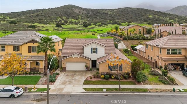 11893 Flicker, Corona, CA 92883