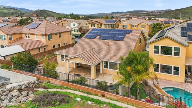 11893 Flicker, Corona, CA 92883