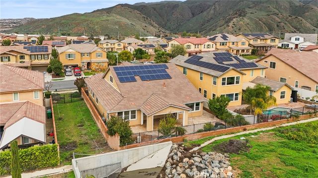 11893 Flicker, Corona, CA 92883