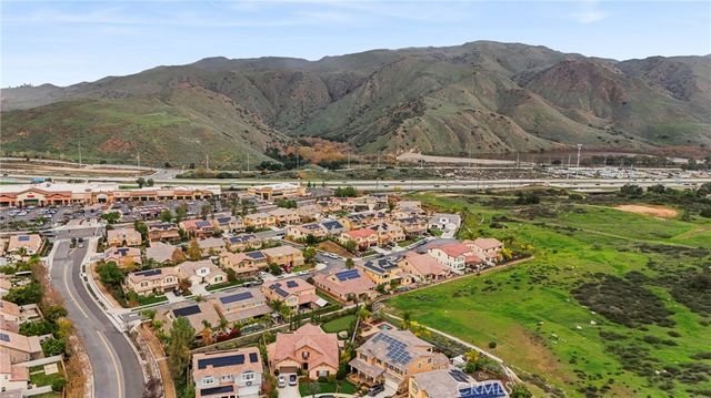 11893 Flicker, Corona, CA 92883