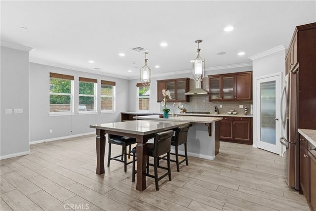 11893 Flicker, Corona, CA 92883