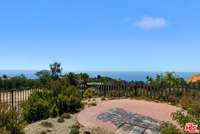 23468 W Moon Shadows Drive, Malibu, CA 90265